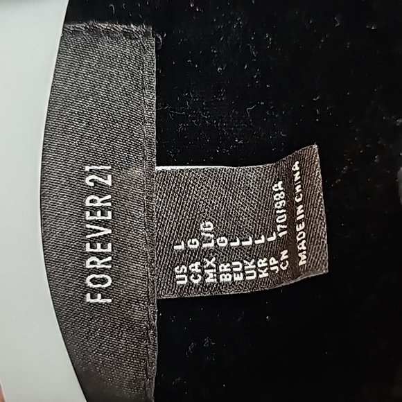 Forever 21 Black Blazer Size Large - Picture 2 of 3